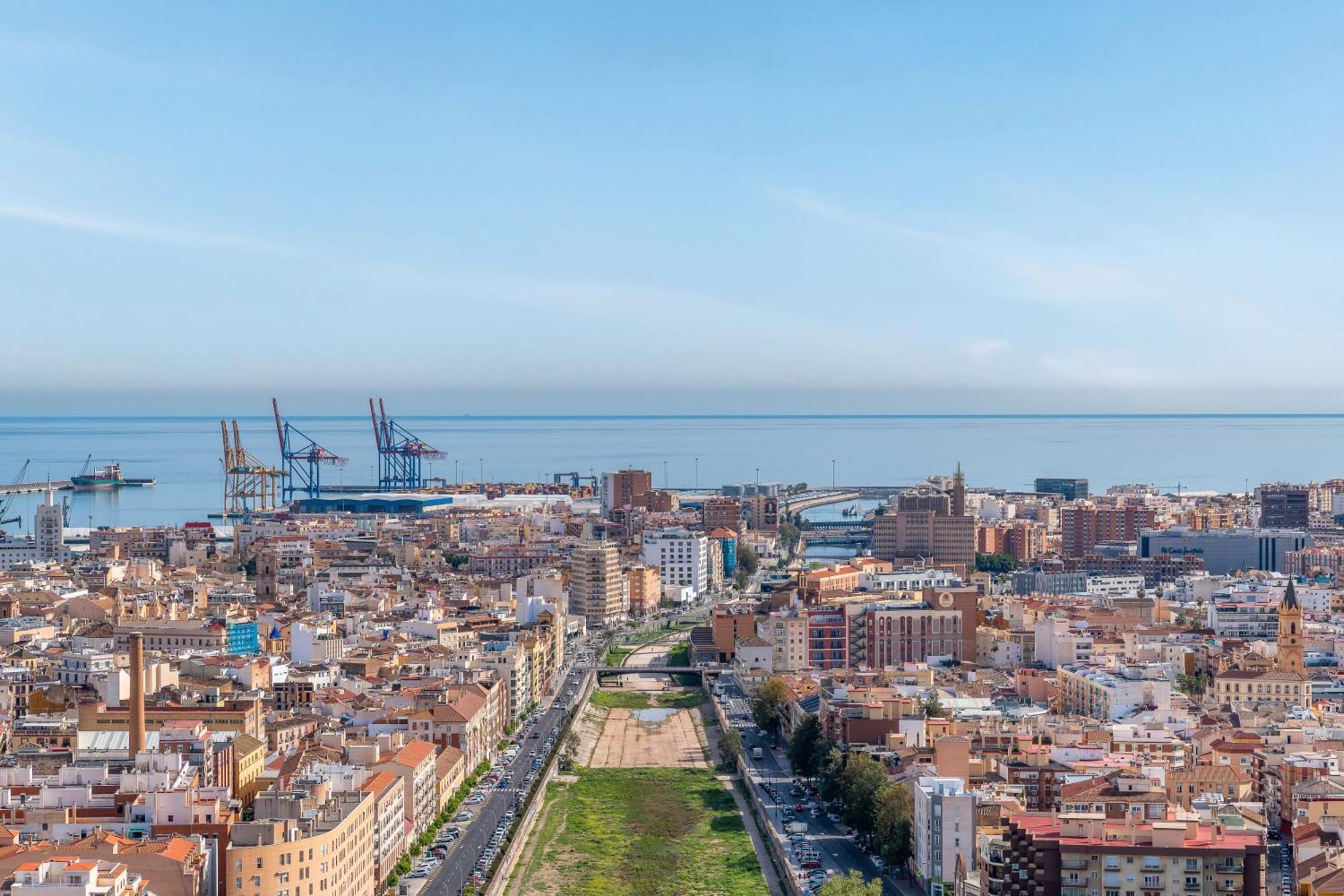 Malaga Tower View Διαμέρισμα Εξωτερικό φωτογραφία